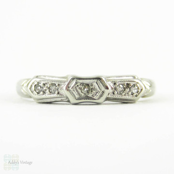 Vintage Diamond Wedding Ring, Five Stone Shaped Wedding Band. Circa 1930s, 14 Carat White Gold, Small Finger Size.
