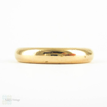 Antique 22 Carat Gold Wedding Ring. Heavy 8.4 Gram Court / Comfort Fit Wedding Band, Hallmarked 1850s. Size J.5 / 5.1.