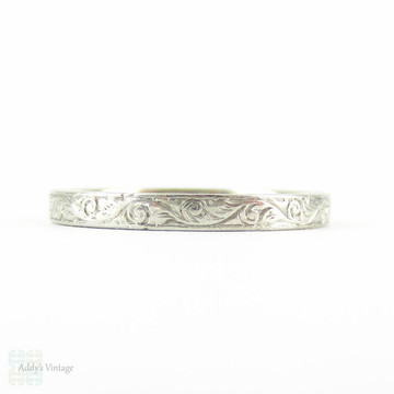Antique Platinum Engraved Wedding Ring, Foliate Style Scrolling Design Wedding Band. Circa 1900, Size L / 5.75.