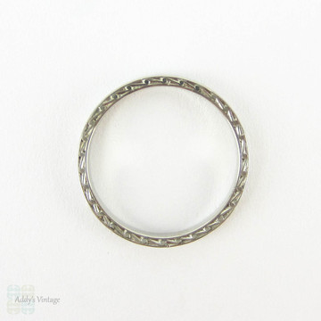 Antique Platinum Engraved Wedding Ring, Foliate Style Scrolling Design Wedding Band. Circa 1900, Size L / 5.75.