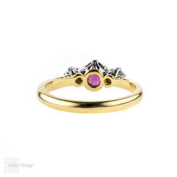 Garnet & Diamond Three Stone Engagement Ring, Classic 18ct Gold Setting.