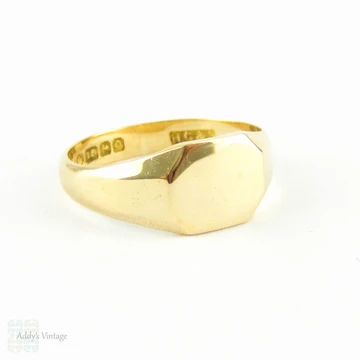 Vintage 18 Carat Gold Signet Ring, Blank Cartouche For Engraving. Mens or Womens Ring, Circa 1940s by Henry Griffith & Sons.