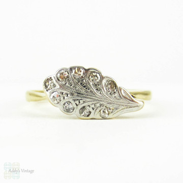 Art Deco Leaf Design Diamond Ring, Engraved Platinum Leaf on 18ct Yellow Gold Band. Unusual Design, Circa 1930s.
