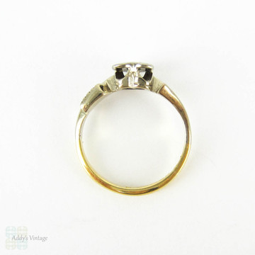 Vintage Heart & Arrow Diamond Ring, Love Heart with Arrow Shape Diamond Single Stone Ring. Circa 1960s, 18ct Gold.