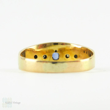 Antique Victorian Sapphire & Diamond Ring, Star Burst Design Engraved 15ct Gold Ring with Chester 1895 Hallmarks.