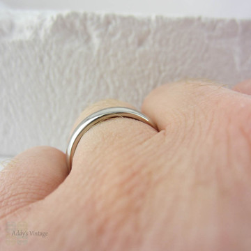 Classic Men's Platinum Wedding Band. Simple & Court Shape Heavy Platinum Wedding Ring, 5 mm wide, Q 1/2, 8 1/2.