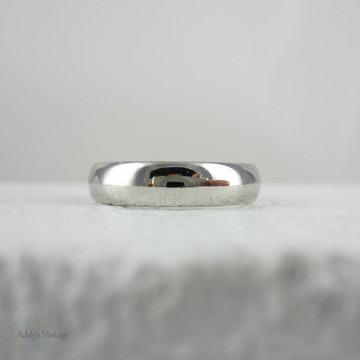 Classic Men's Platinum Wedding Band. Simple & Court Shape Heavy Platinum Wedding Ring, 5 mm wide, Q 1/2, 8 1/2.