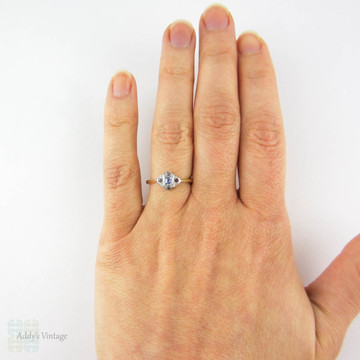Vintage Sapphire & Diamond Engagement Ring, Cornflower Blue Sapphire in Engraved Art Deco Setting. Circa 1920s, 9ct & PLAT.