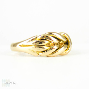 Antique Knot Keeper Ring, 18 Carat Yellow Gold Edwardian Lover's Knot Wedding Ring. Circa 1900, Size P / 7.75.