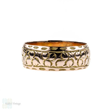 Antique Edwardian 9ct Engraved Wedding Ring, Wide 9k Gold Band. Size T / 9.5.