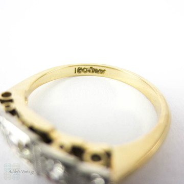 Five Stone Diamond Wedding Ring, Vintage Graduated Design Square Set Engagement Ring. Circa 1940s, 18ct PLAT.