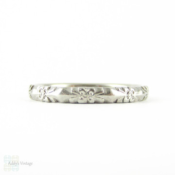 Art Deco Engraved Wedding Ring, Flower Blossom & Leaf Design in Platinum. Court Comfort Fit Narrow Band. Size M / 6.25.