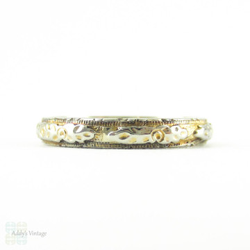 Belais Two-Tone Engraved Wedding Ring, Vintage 18k Yellow & White Gold Floral Wedding Band. Circa 1930s, Size K / 5.75.