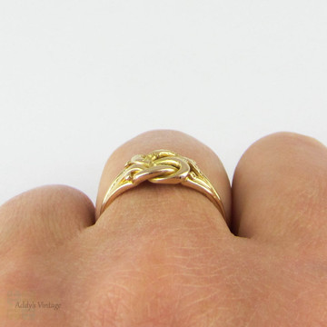 Edwardian 18ct Lover's Knot Ring, Intertwined Chased Double Knot Ring. Chester 1901, Size Q / 8.25.