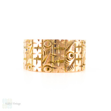 Victorian Engraved 9ct Gold Ring, Wide Cigar Style Engraved Floral Design Wedding Band. Circa 1880s, Size K.5 / 5.5.