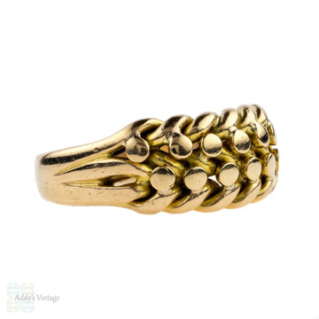 Antique 18ct Keeper Ring, Ladies 18k Gold Wide Braided Knot Ring. Circa 1900.