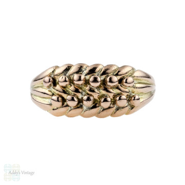 Edwardian 9k Keeper Ring, Antique Plaited 9ct Yellow Gold Band, 1900s.