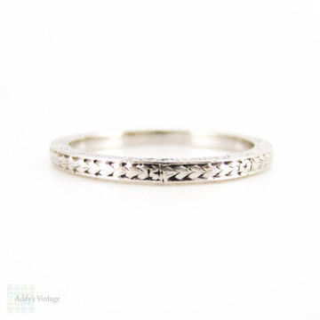 Antique Engraved Platinum Wedding Ring, Narrow Ladies Hand Engraved Flower Pattern Band. Circa 1900, Size H.5 / 4.25.