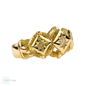 Triple Lover's Knot Diamond Ring, Engraved Keeper Band, 18k 18ct Gold, Circa 1910s.