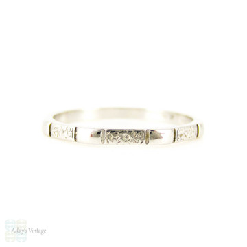 Vintage Engraved Wedding Ring, Platinum Faceted Band with Floral Engraving. Circa 1940s, Size J.5 / 5.25.