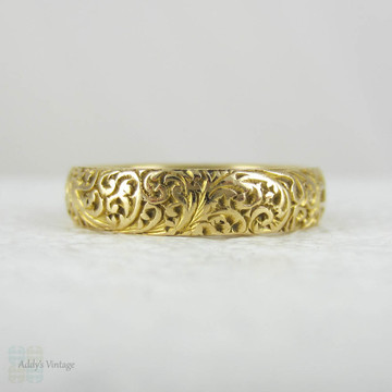 Antique Engraved 18 Carat Yellow Gold Wedding Band, Fully Engraved Floral Scroll Design Wedding Ring, Dated 1898.