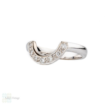 Curved 18ct Diamond Wedding Ring, 18k White Gold Contoured Shaped Bead Set Band. Size G.5 / 3.75.