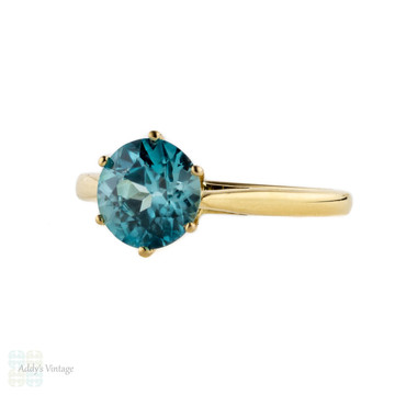 Blue Zircon Soliatire Ring, Vintage 18ct Yellow Gold Single Stone Engagement Ring.