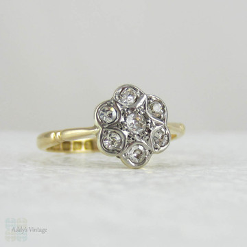 Art Deco Diamond Daisy Engagement Ring. Diamond Cluster Ring in Yellow Gold, Circa 1920s.