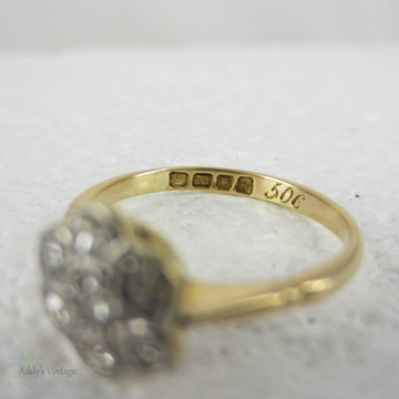 Art Deco Diamond Daisy Engagement Ring. Diamond Cluster Ring in Yellow Gold, Circa 1920s.
