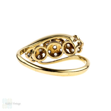 Antique Daisy Cluster Ring, Triple Flower Diamond Ring. Circa 1920s, 18ct Gold & Platinum.