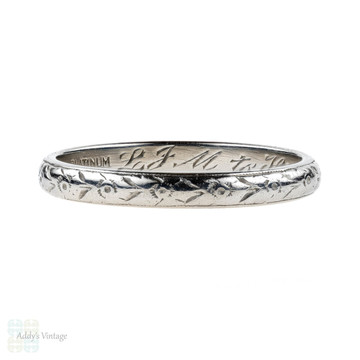1920s Platinum Engraved Wedding Ring, Art Deco Floral Pattern Band. Size K.5 / 5.5.