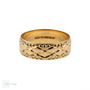 Vintage 9k Gold Engraved Wedding Ring, 9ct Wide Patterned Band. Size M.5 / 6.5.