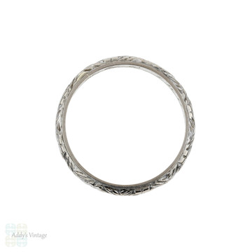 Vintage 18k White Gold Engraved Wedding Ring, Flower Engraving Ladies Band. Size M.5 / 6.5.