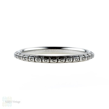 Art Deco Engraved Wedding Ring. 18ct 18k Flower Blossom Band. Size L.5 / 6.