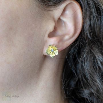 RESERVED. Diamond Flower Stud Earrings, Vintage 18ct Yellow Gold Floral Design Earrings.