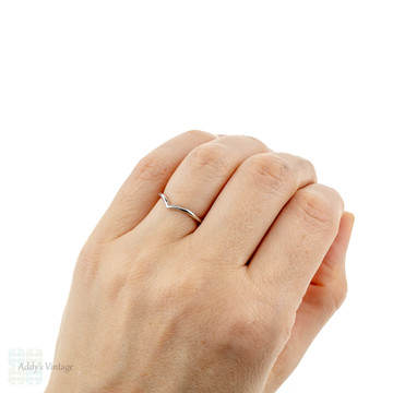 Handmade Wishbone 18ct Gold Wedding Ring, Recycled 18k Rose, Yellow or White Gold 1.5mm Chevron Band.