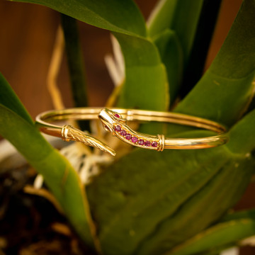 Vintage 9k Snake Bracelet, 9ct Yellow Gold Serpent Bangle with Ruby Eyes.