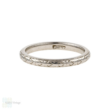 Art Deco Engraved Platinum Wedding Ring, Floral Ladies Band. Size H.5 / 4.25.