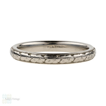 Art Deco Platinum Engraved Wedding Ring, 1920s Flower Pattern Ladies Band. Size I / 4.5.