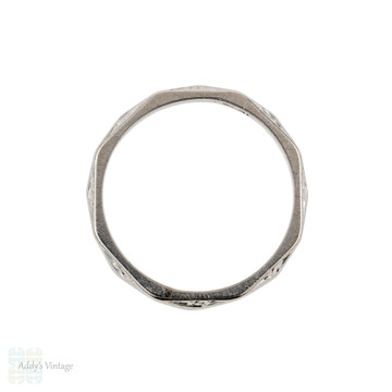 Vintage Platinum Wedding Ring, 1940s Faceted Ladies Narrow Band. Size J.5 / 5.25.