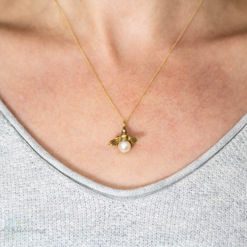 Vintage Bee Pendant, 14ct 14k Cultured Pearl & Diamond Bug Necklace, 9ct Chain.