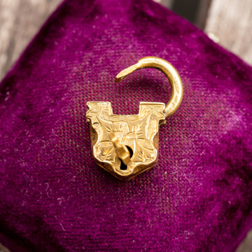 Antique Ivy Engraved Working Lock & Key, Victorian Era.