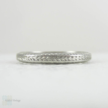 Art Deco Ornately Hand Engraved Platinum Wedding Ring. Narrow Platinum Wedding Band, Wreath Wheat Engraving on Three Sides, Dated 1930.