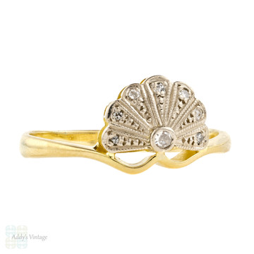 Vintage Fan Shaped Diamond Engagement Ring, Deco Style Flared Cluster Ring. 18ct Gold.