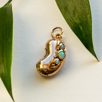 Opal 9ct Gold Lucky Bean Charm, Antique Edwardian 9k Pendant. 