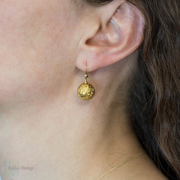 Engraved Antique 18ct Ball Earrings, 18k Yellow Gold Victorian Sunflower Drop Earrings.