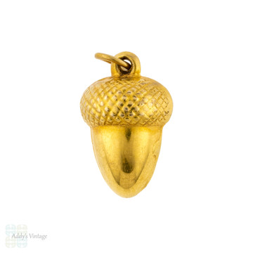 Vintage 1960s Acorn 9ct 9k Yellow Gold Pendant. Mid Century Puffed Acorn Charm.