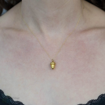 Vintage 1960s Acorn 9ct 9k Yellow Gold Pendant. Mid Century Puffed Acorn Charm.