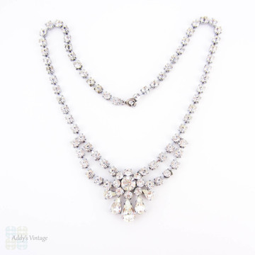 Vintage Rhinestone Wedding Necklace. Clear Diamanté Necklace with Round & Pear Shapes Stones. Choker Length, Circa 1960s.
