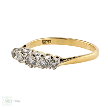 Five Stone Diamond Engagement Ring, Vintage 18ct Gold Graduated Design Ring.